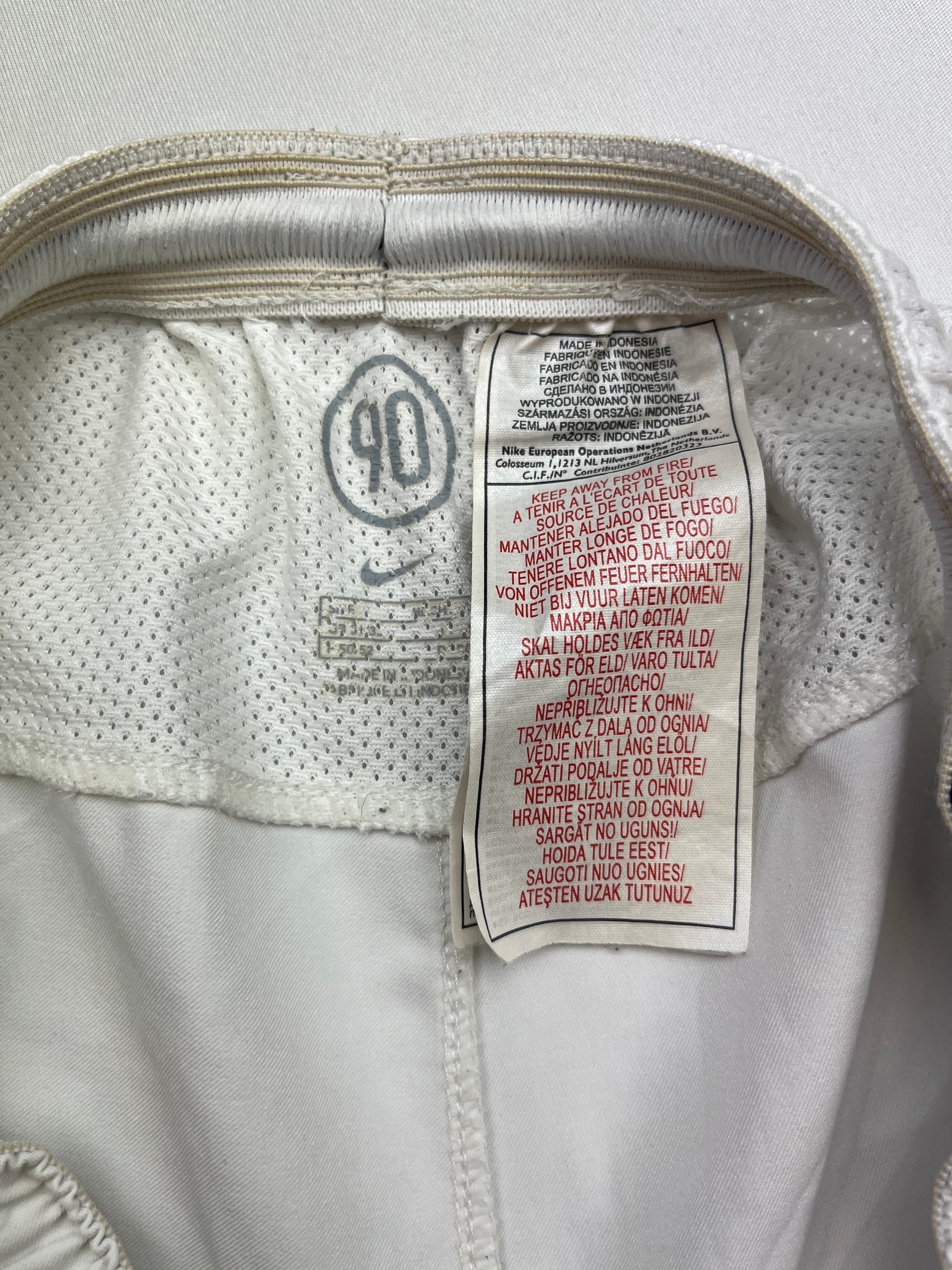 2004/05 Juventus Home Shorts (M) 9/10