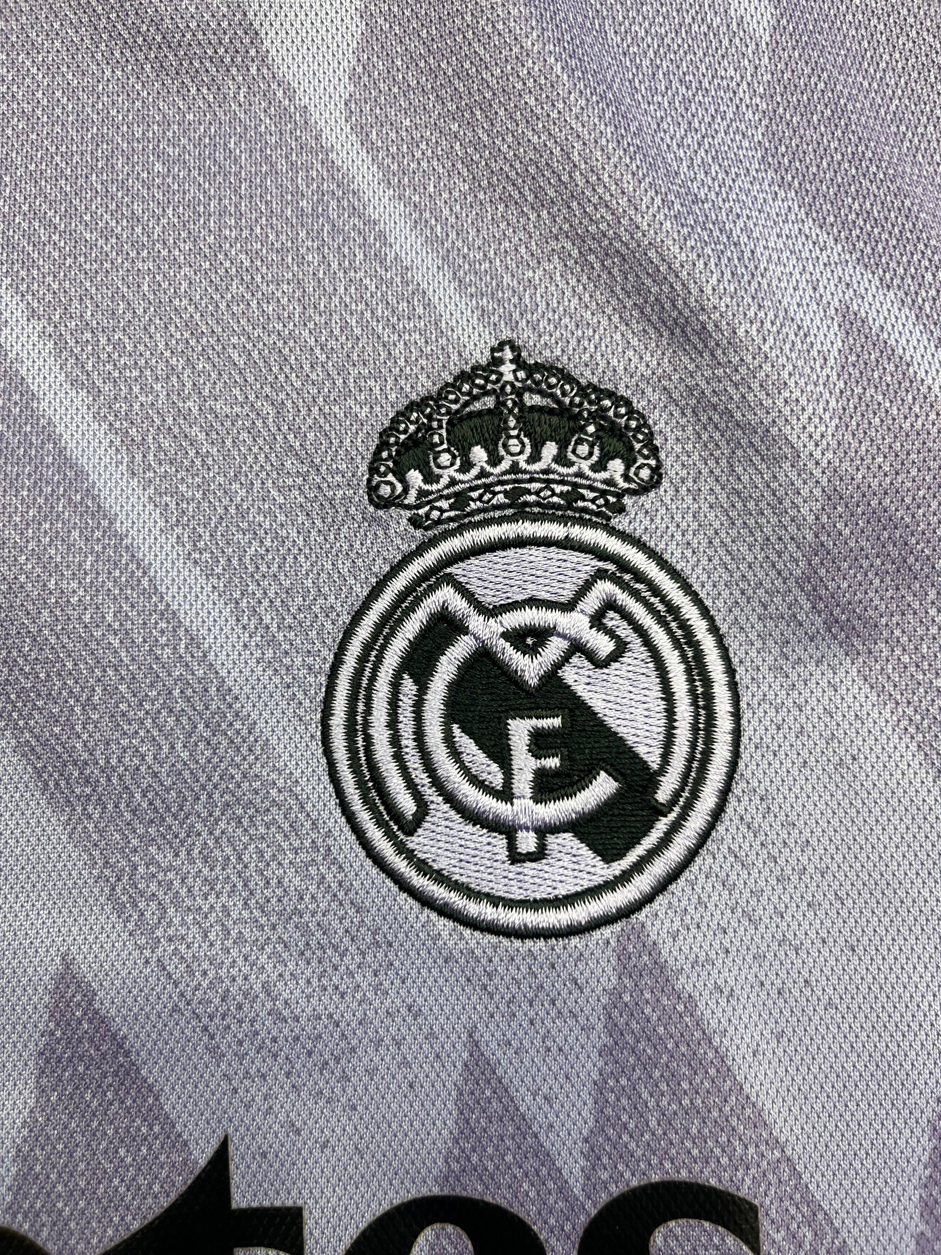 2022/23 Real Madrid Away Shirt Vini Jr. #20 (L) 9.5/10