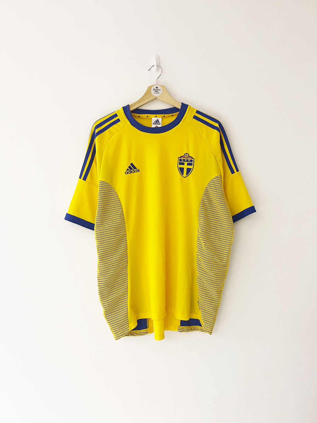 2002/03 Sweden Home Shirt (XL) 8.5/10