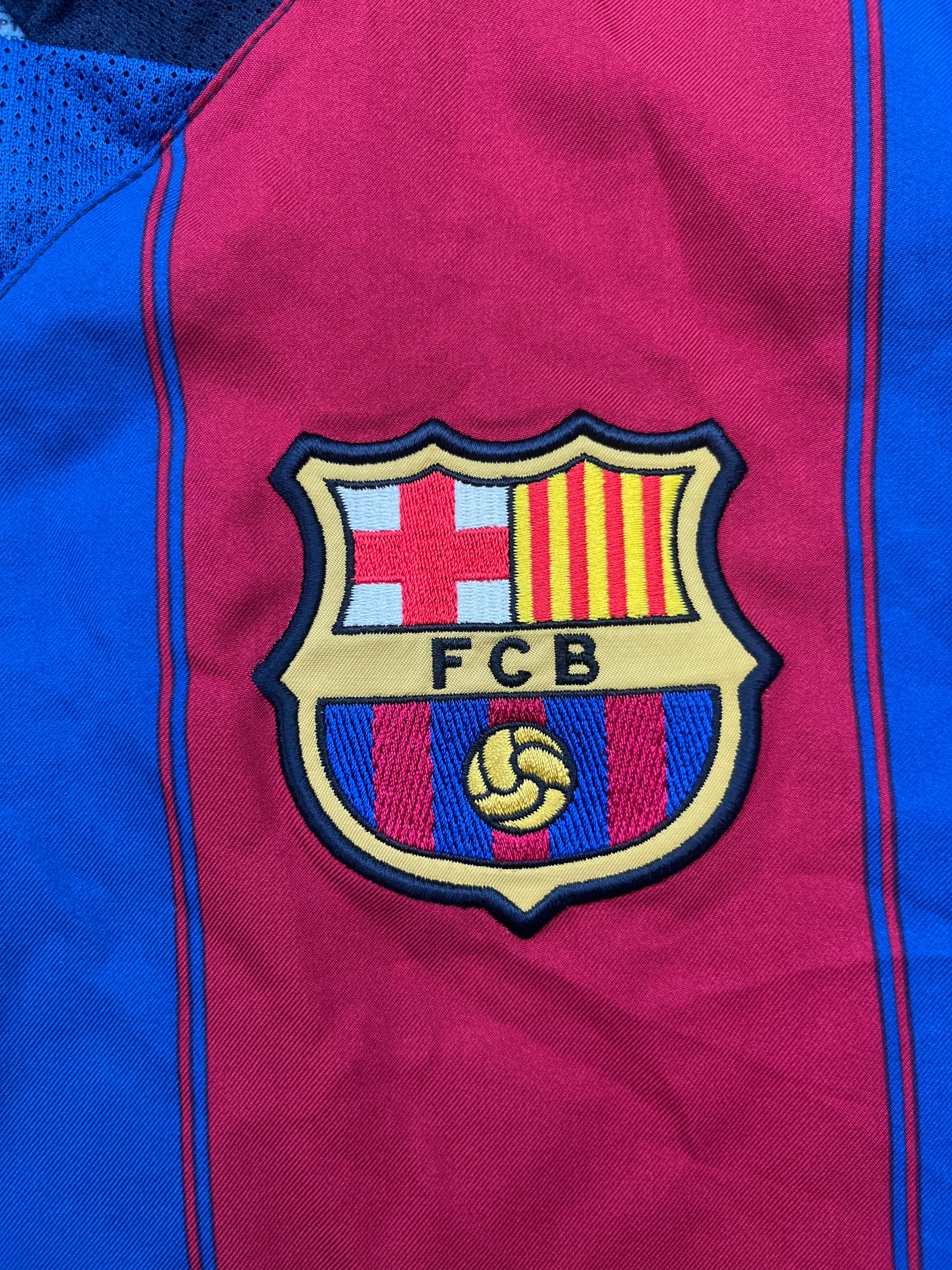 2003/04 Barcelona Home Shirt (L) 9/10
