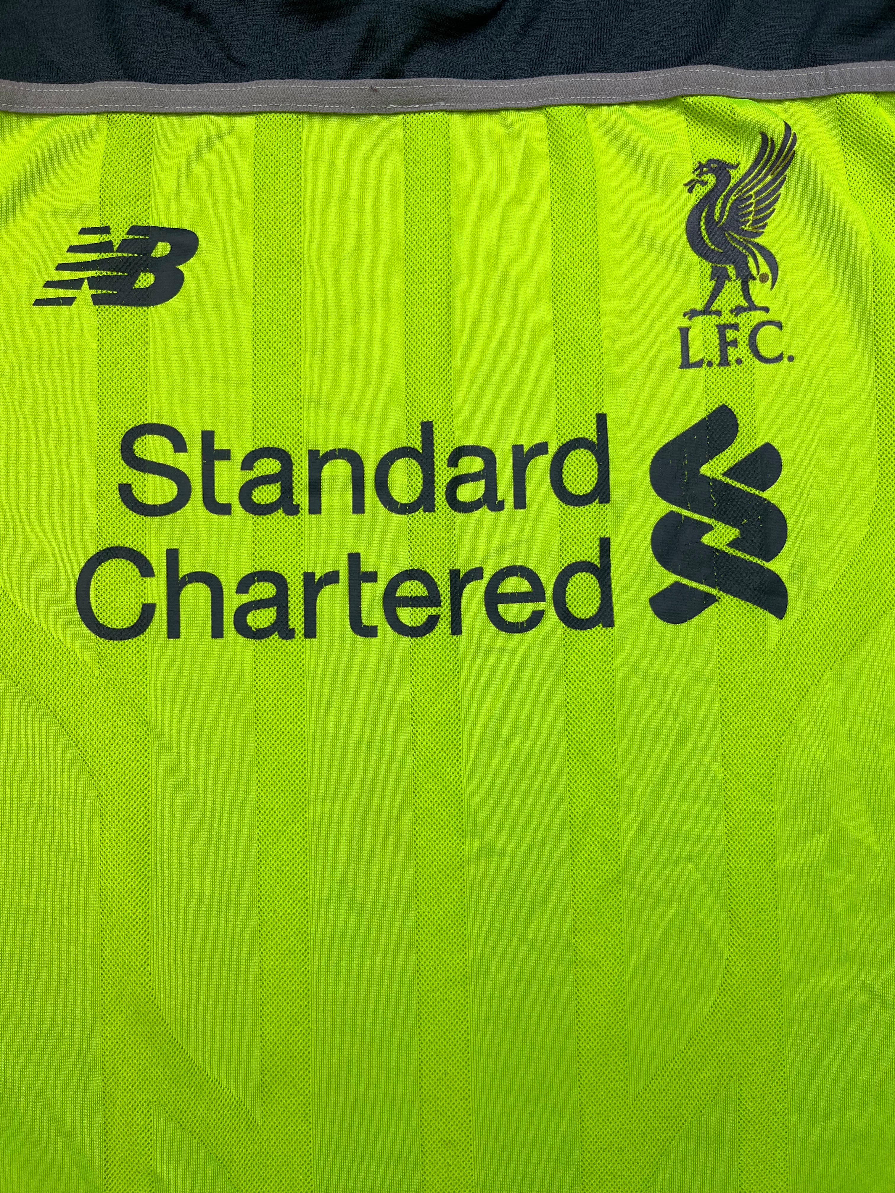 2016/17 Liverpool Third Shirt (XXL) 7/10