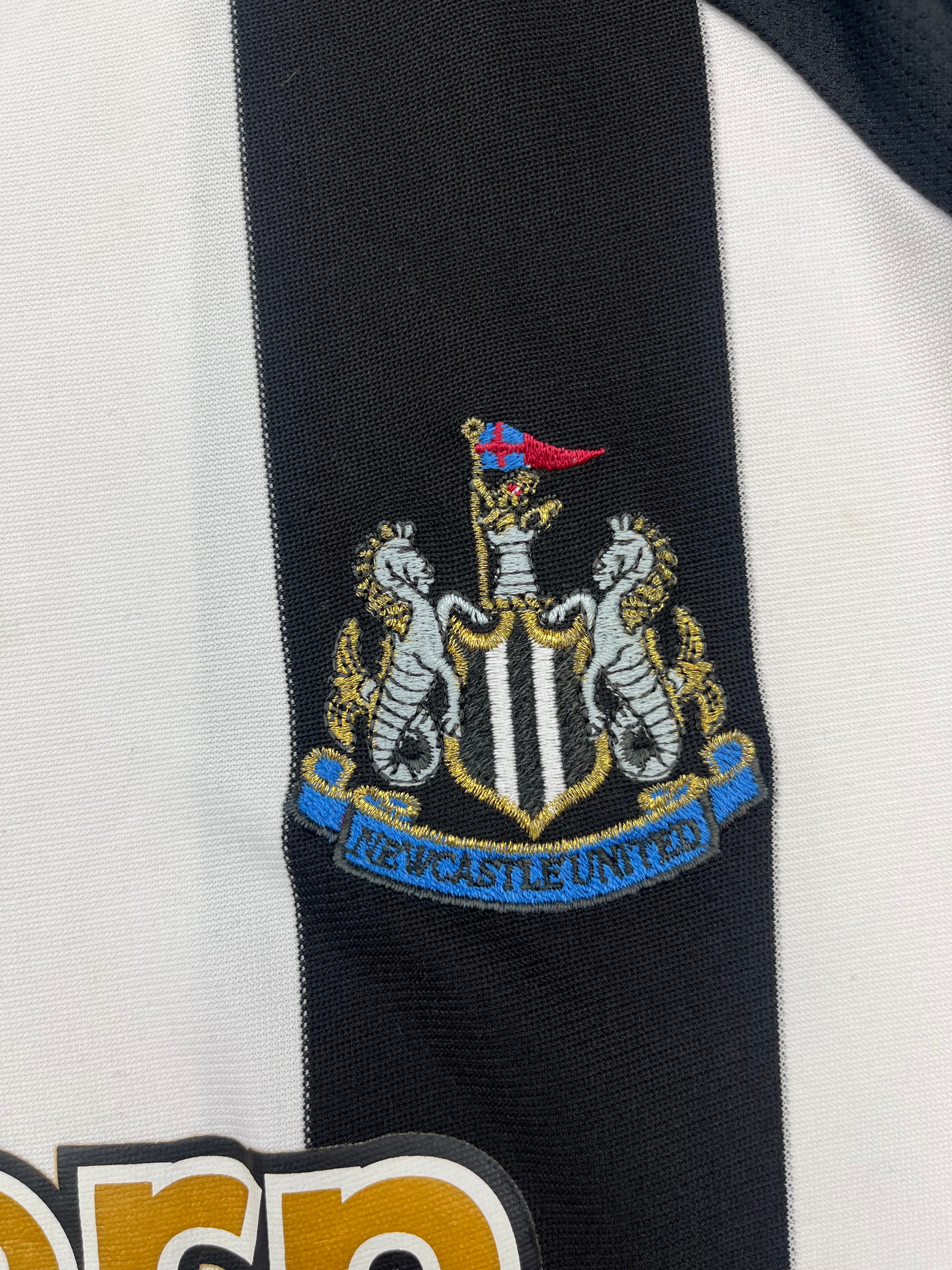 2005/07 Newcastle Home shirt (L) 9/10