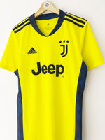 2020/21 Juventus GK S/S Shirt (S) 9/10