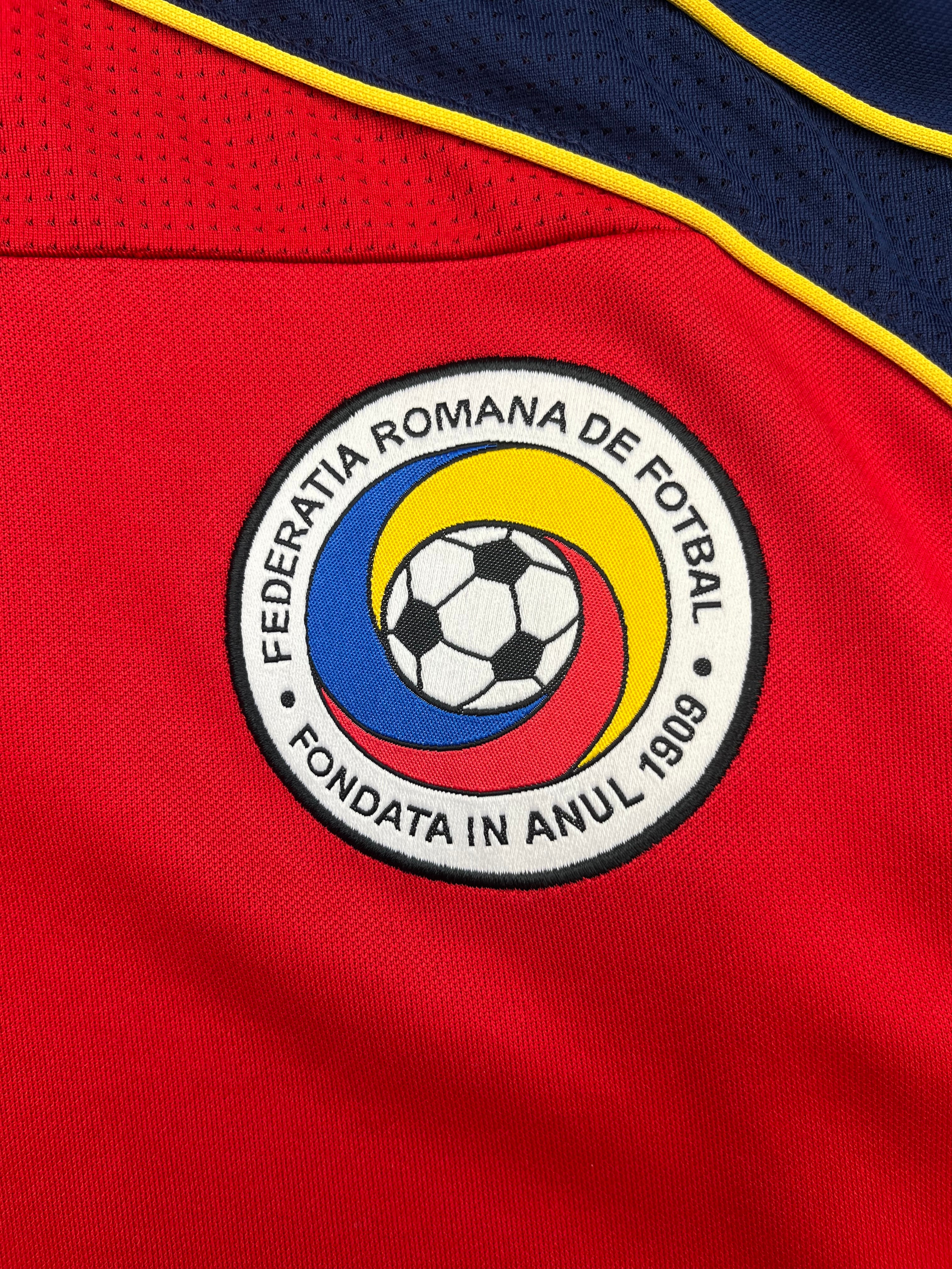 2010/12 Romania Training Jacket (XXL) 8.5/10