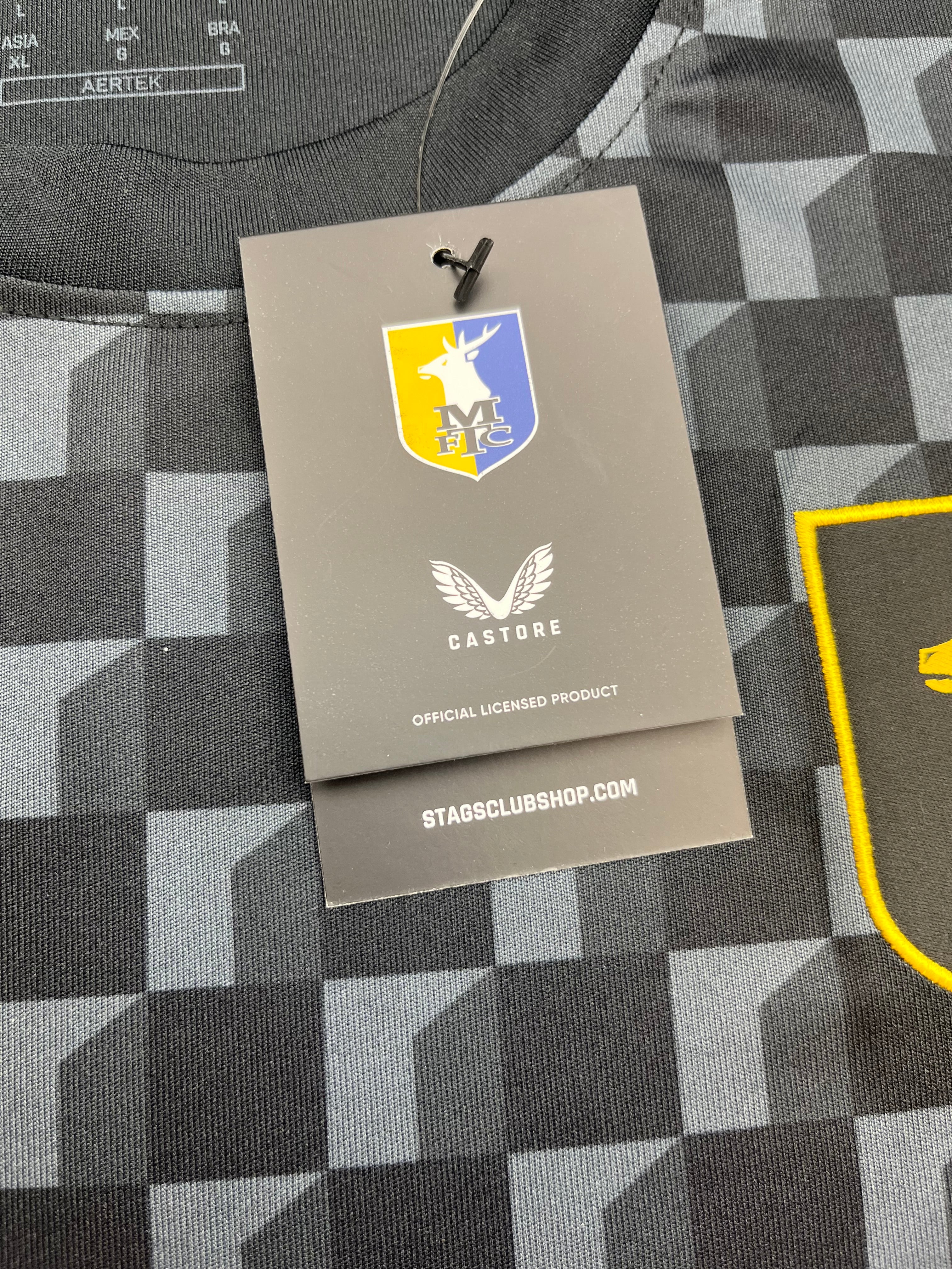 2024/25 Mansfield Town Third Shirt (L) BNWT