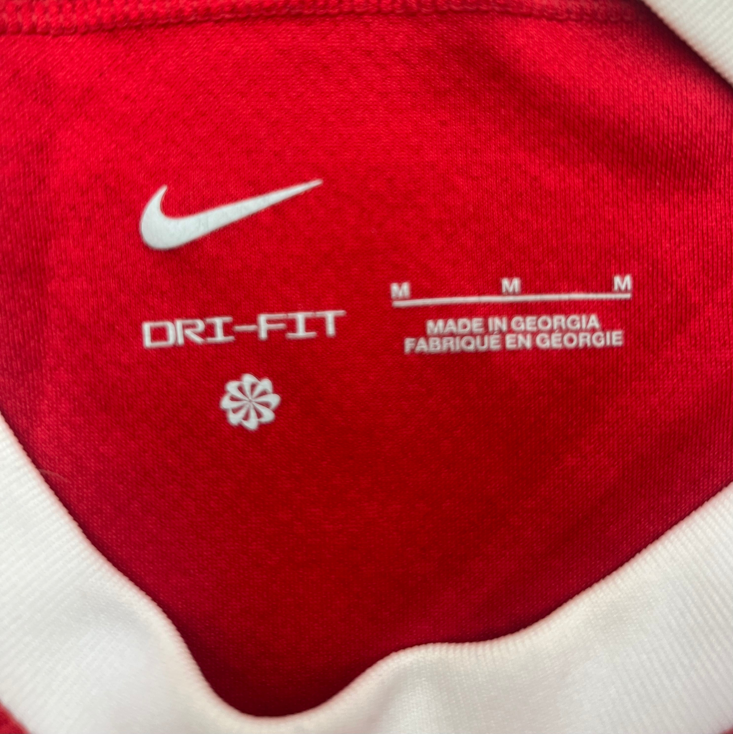 2023/24 Liverpool Home Shirt (M) 9/10