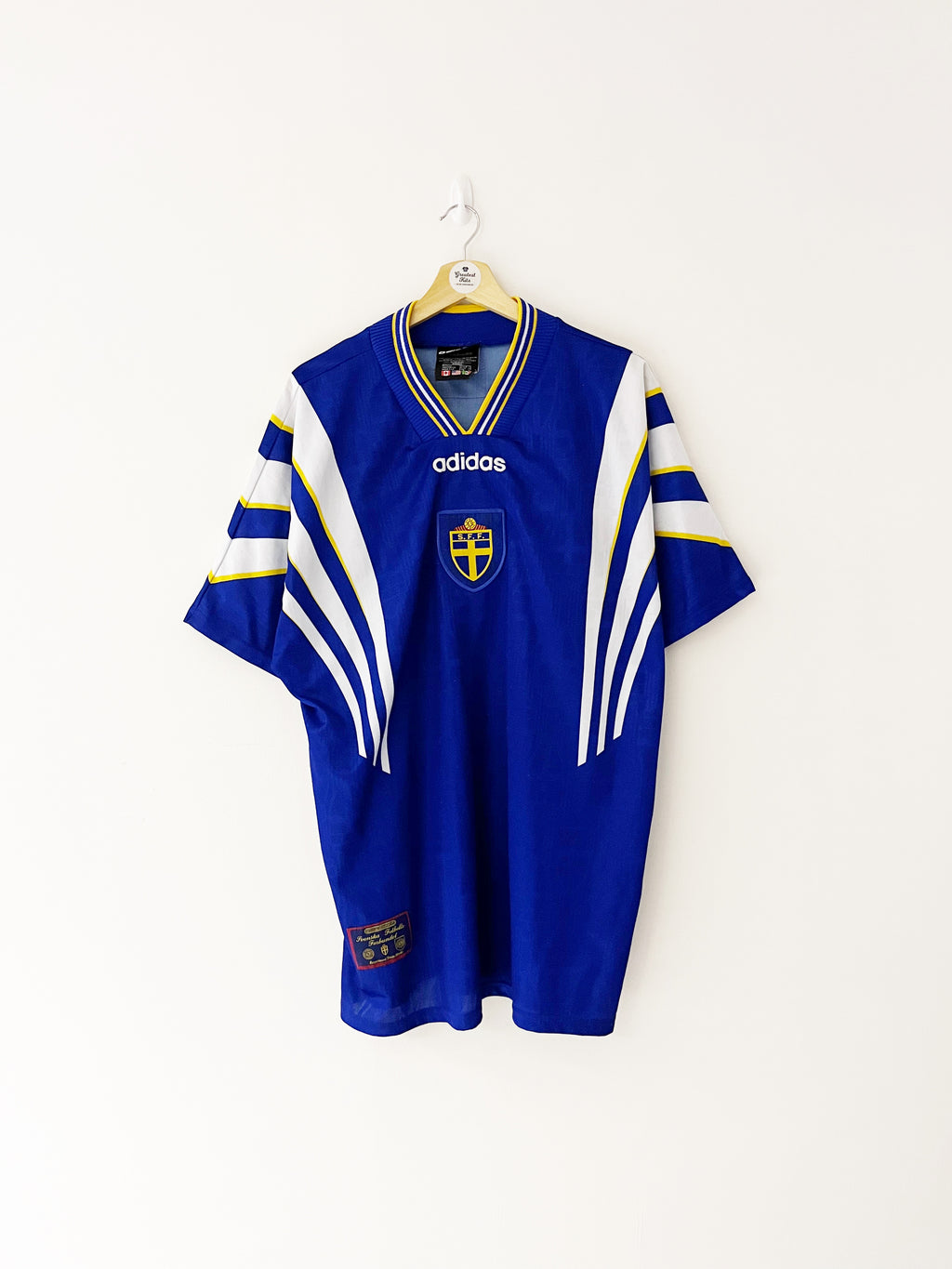 1996/98 Sweden Away Shirt (XL) 8.5/10