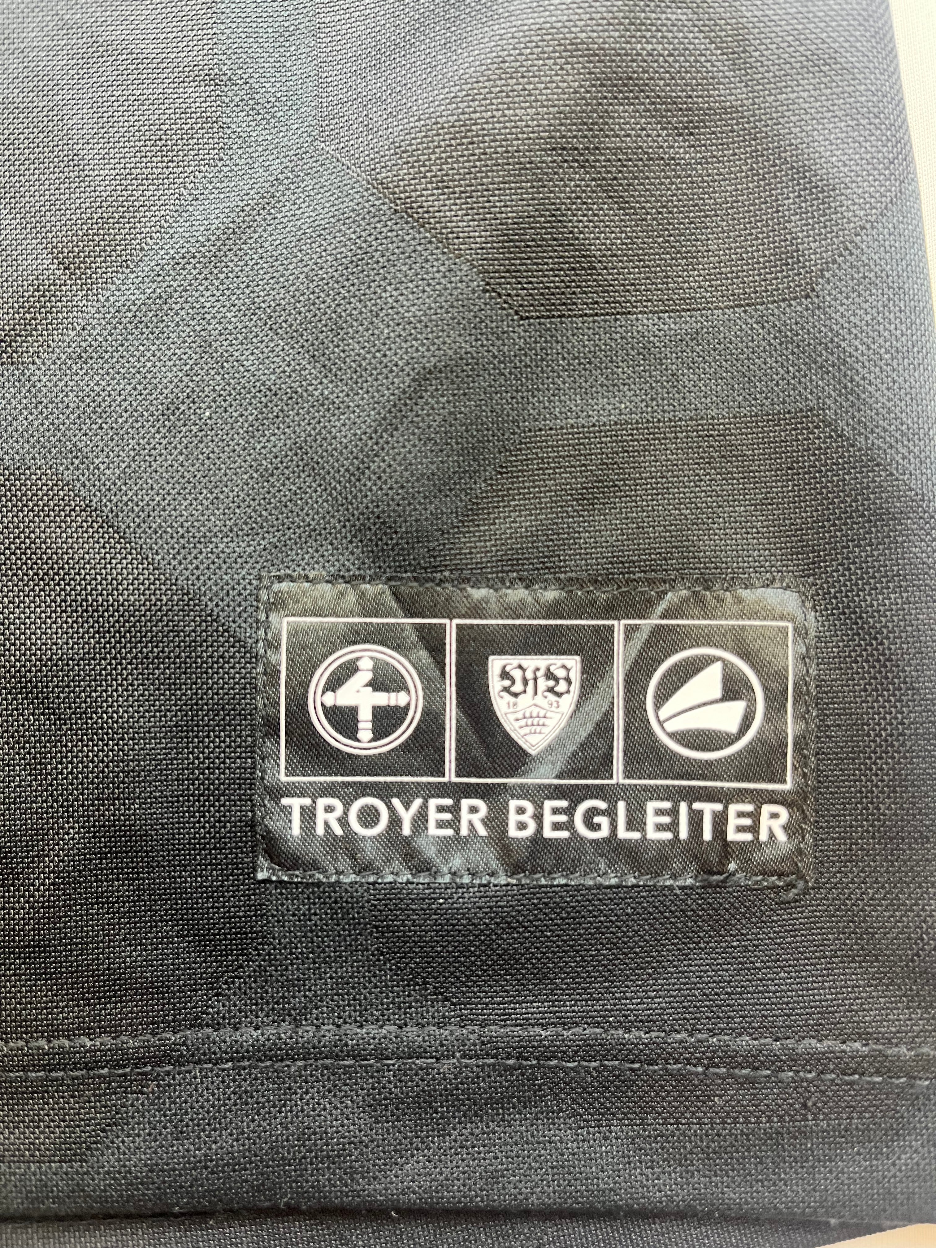 2019/20 Stuttgart Third Shirt (L) 9/10