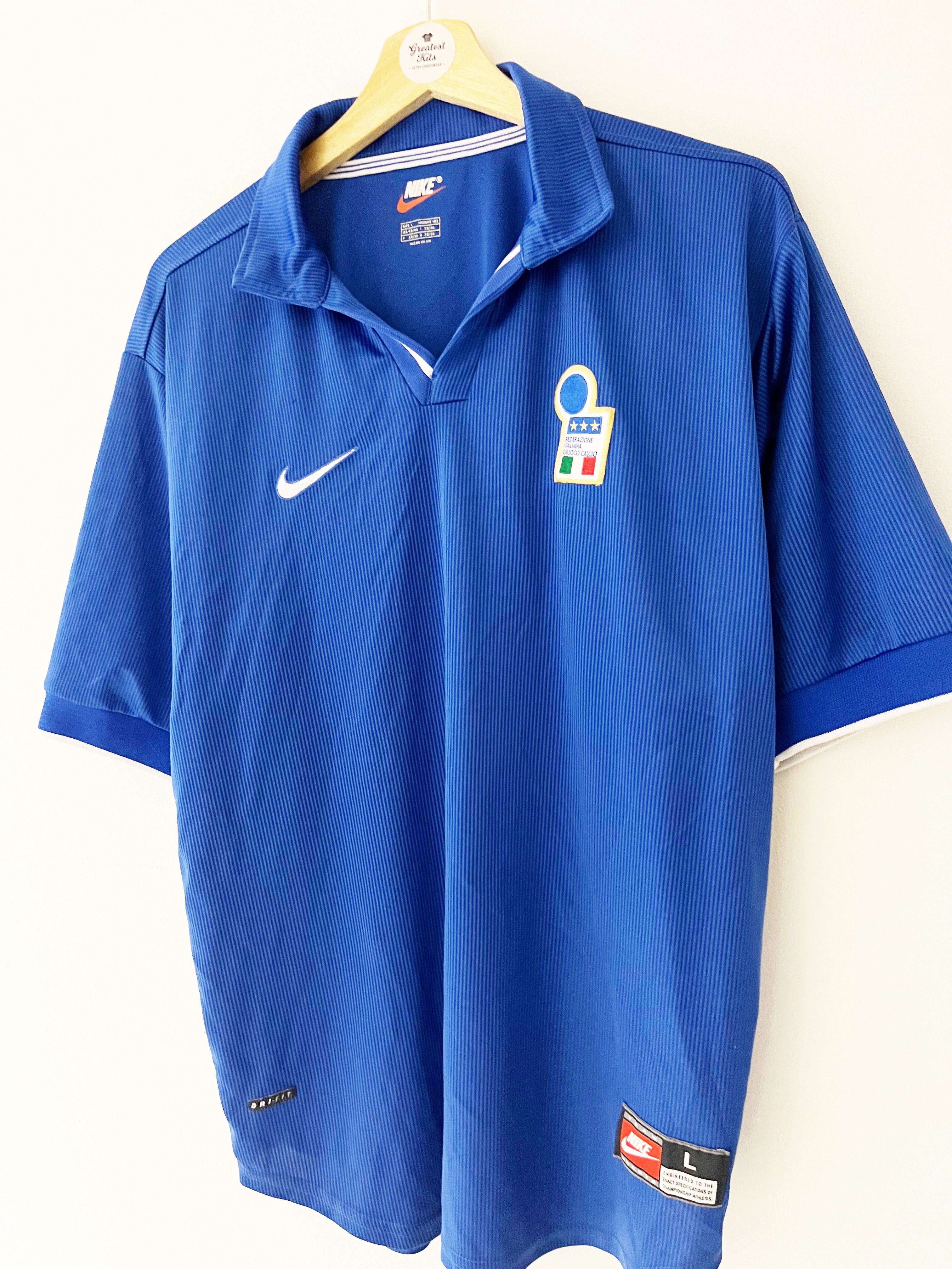 1997/98 Italy Home Shirt (L) 9/10