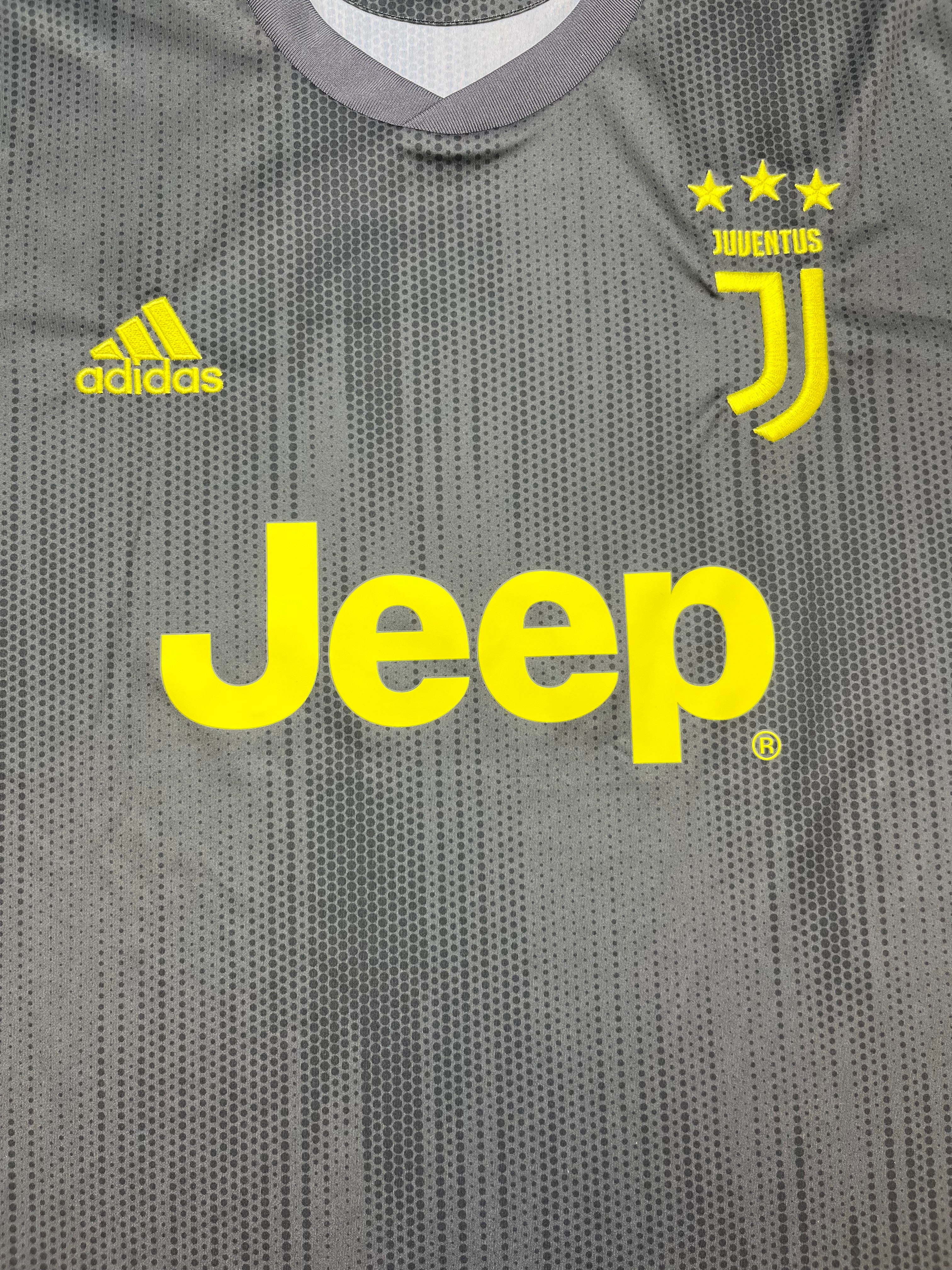 2018/19 Juventus Third Shirt (XXL) 9/10