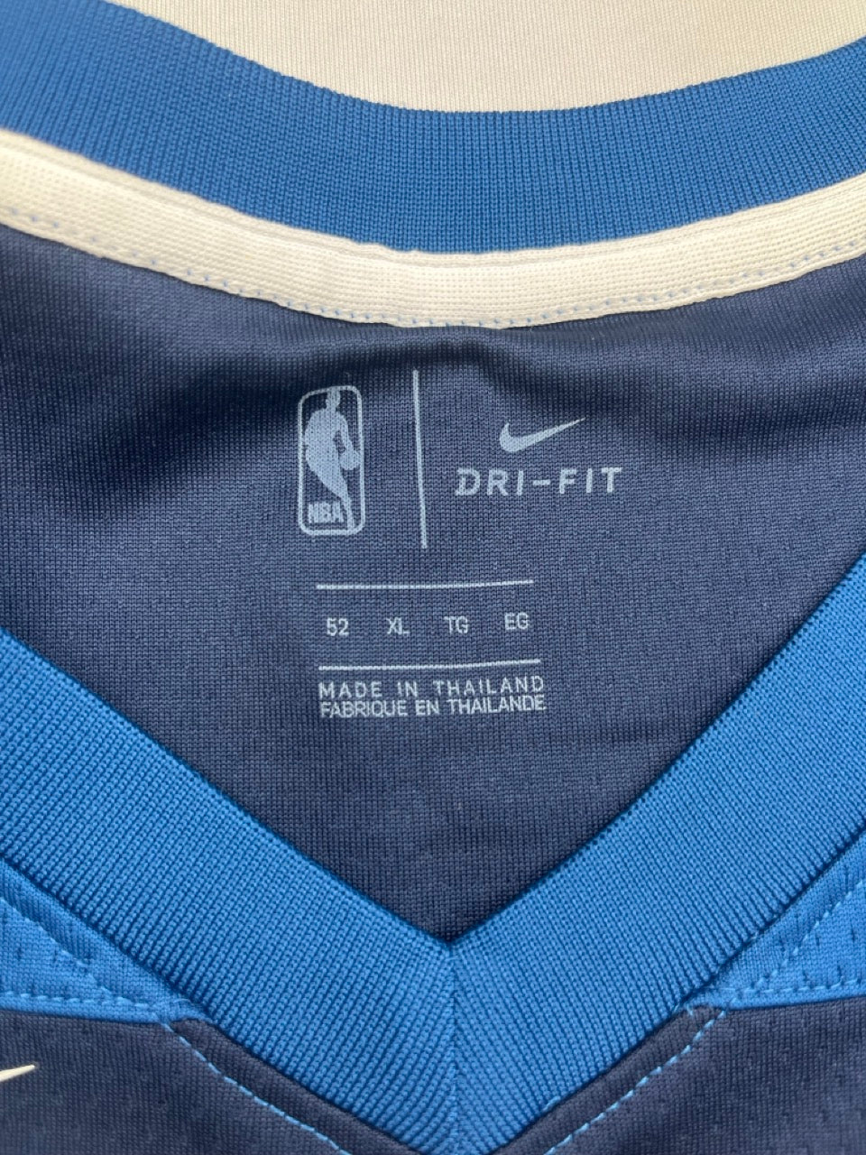 2017/24 Minnesota Timberwolves Away Jersey Butler #23 (XL) 9/10