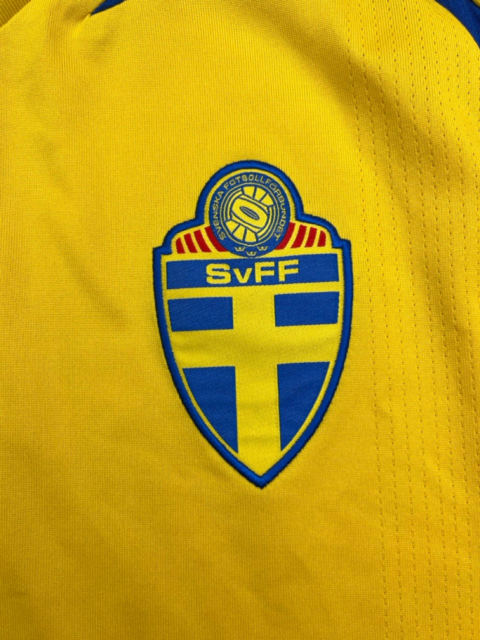 2007/09 Sweden Home Shirt (XL) 9/10