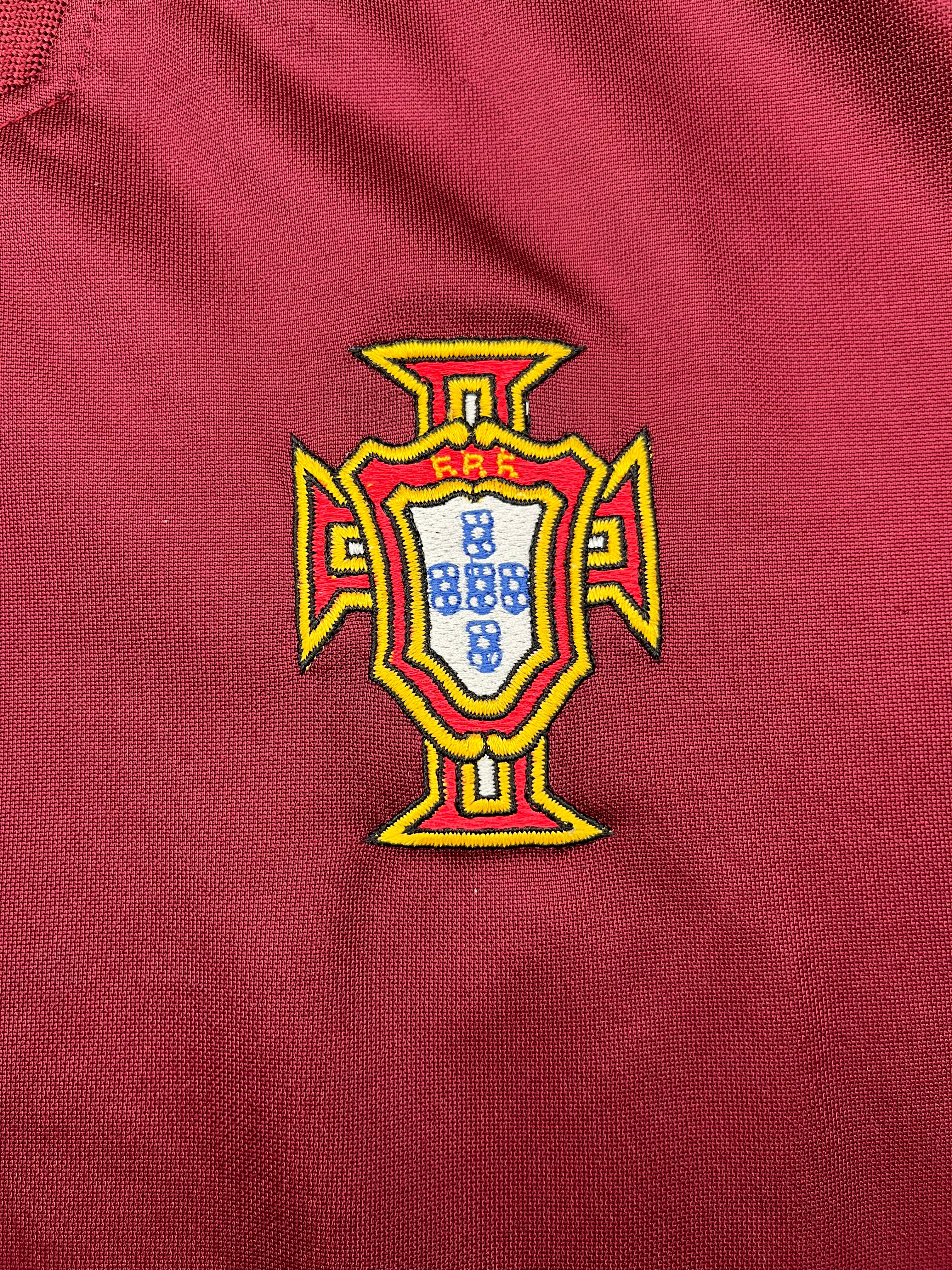 1998/00 Portugal Home Shirt (L) 8.5/10