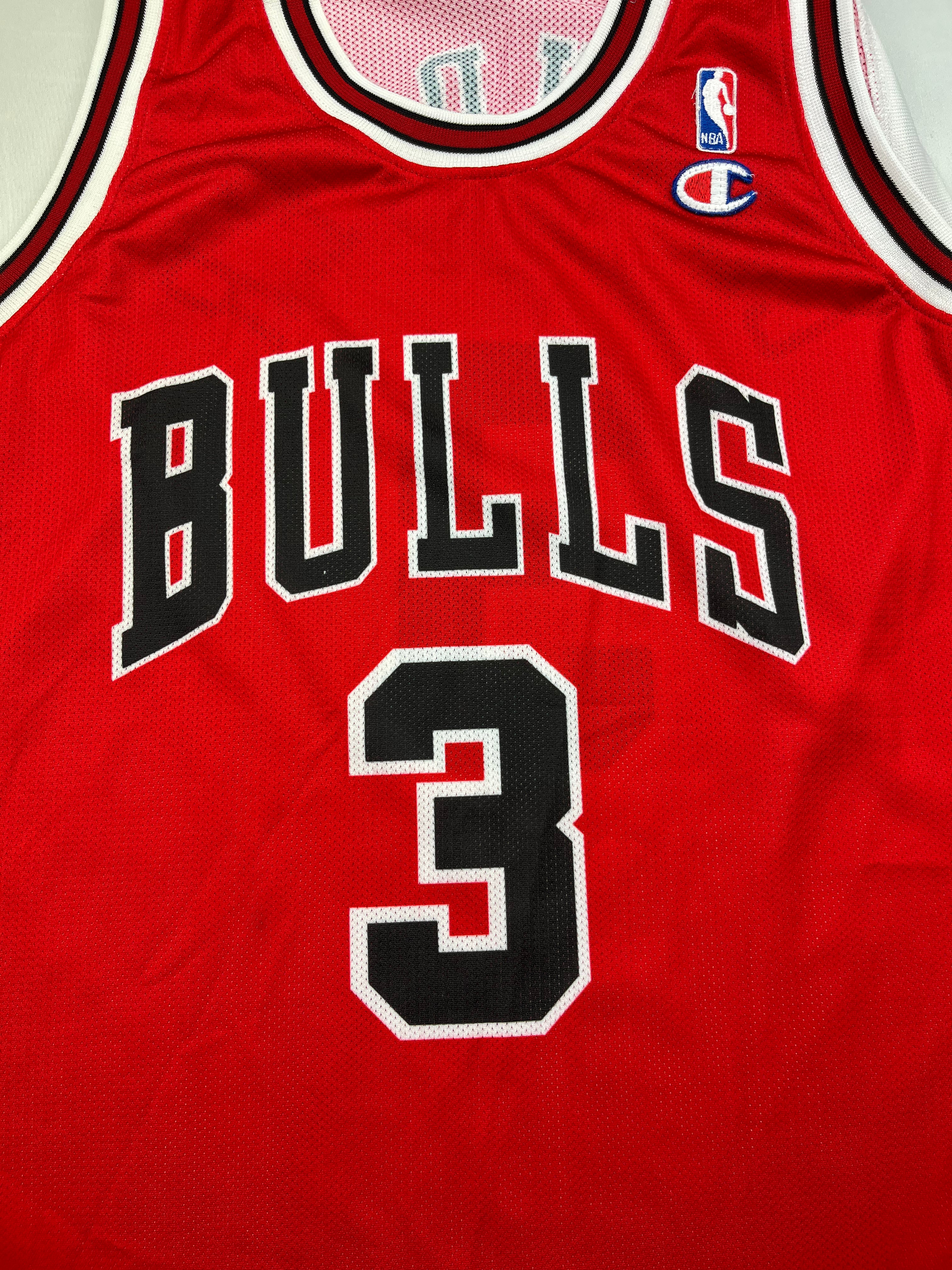 2001-06 Chicago Bulls Champion Road Jersey Chandler #3 (XL) 9/10