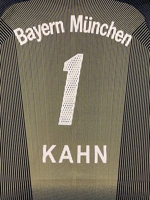 2003/04 Bayern Munich GK Shirt Kahn #1 (S) 9/10