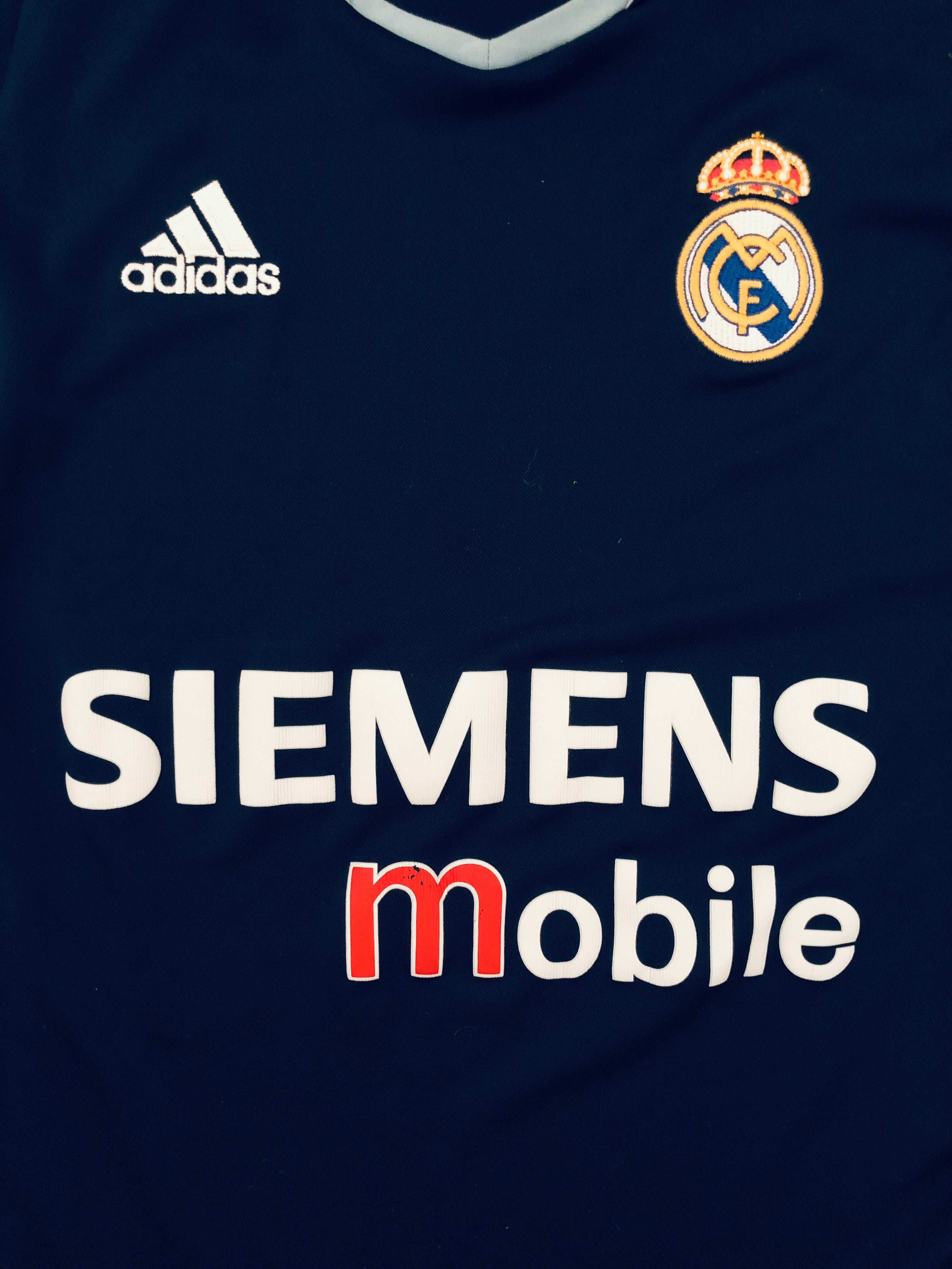 2003/04 Real Madrid Away Shirt (M) 8/10