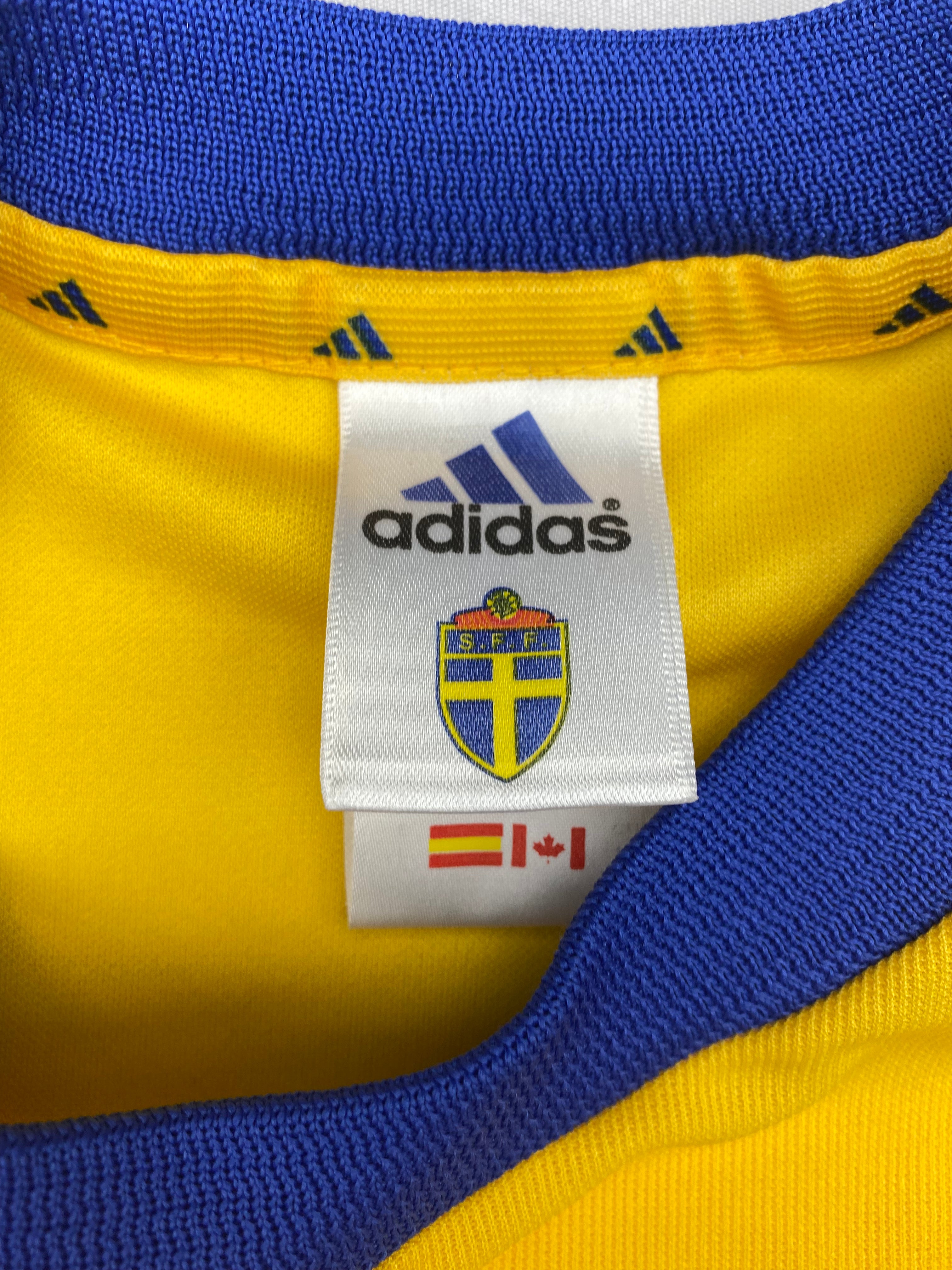 2002/03 Sweden Home Shirt (L) 8.5/10