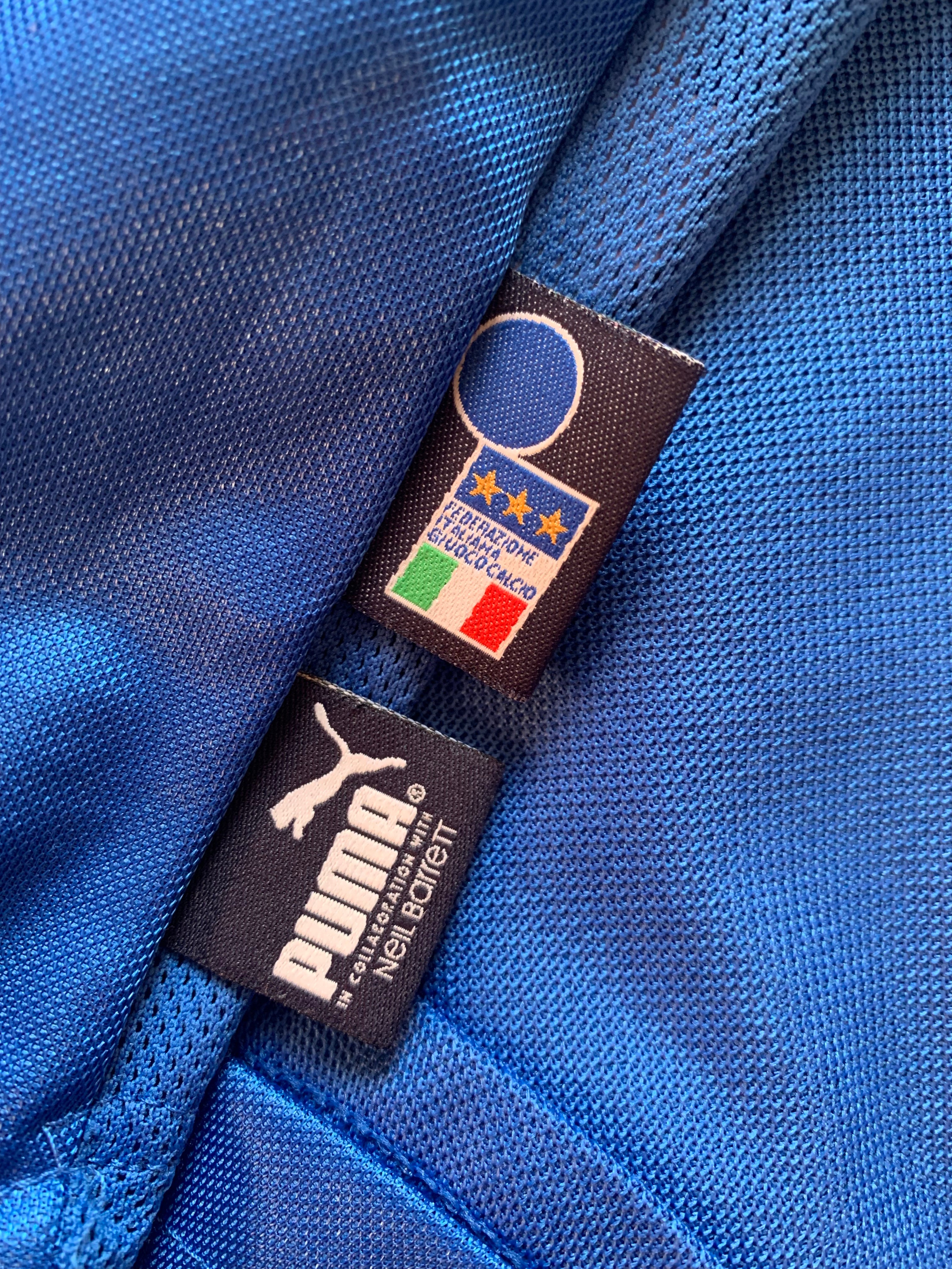 2004/06 Italy Home Shirt (L) 8/10