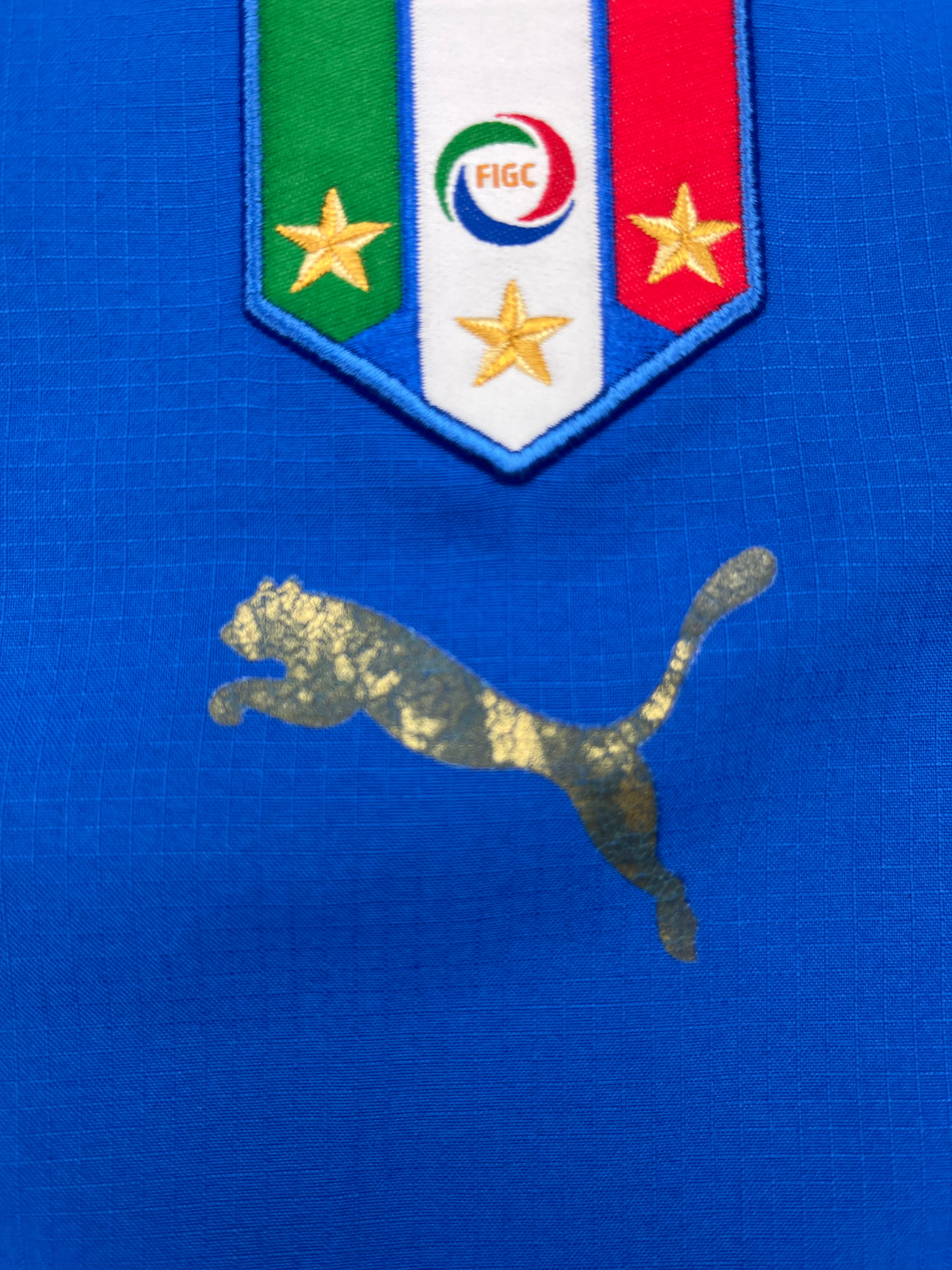 2006 Italy Home Shirt (S) 7.5/10
