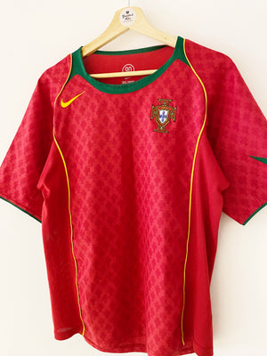 2004/06 Portugal Home Shirt (S) 9/10